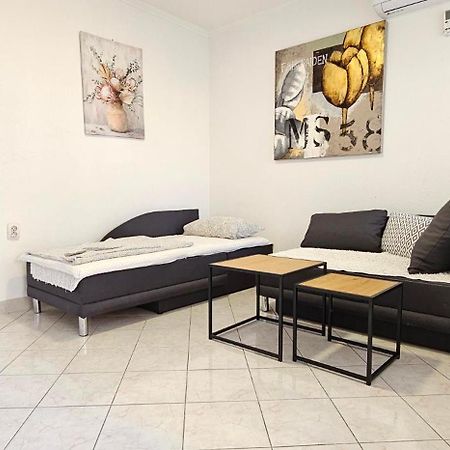 Apartment Vlado Врсар Экстерьер фото