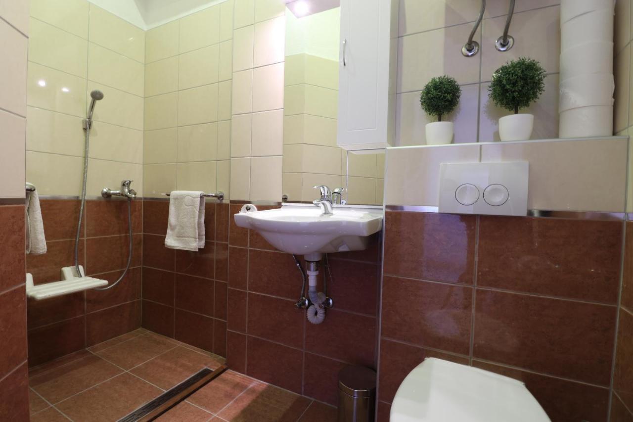 Apartment Vlado Врсар Экстерьер фото
